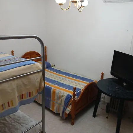 In Guest - Double Bunk Guest house Toledo