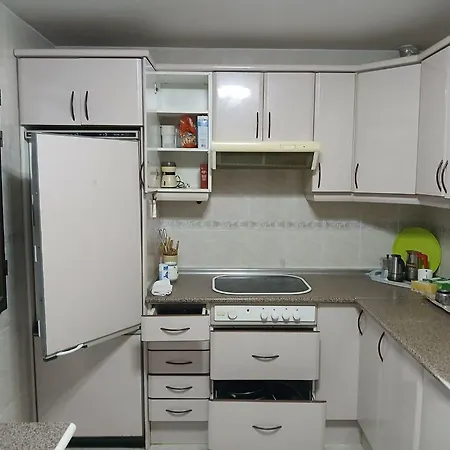 In Guest - Double Bunk بيت ضيافة توليدو