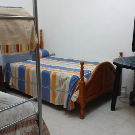 بيت ضيافة In Guest - Double Bunk توليدو